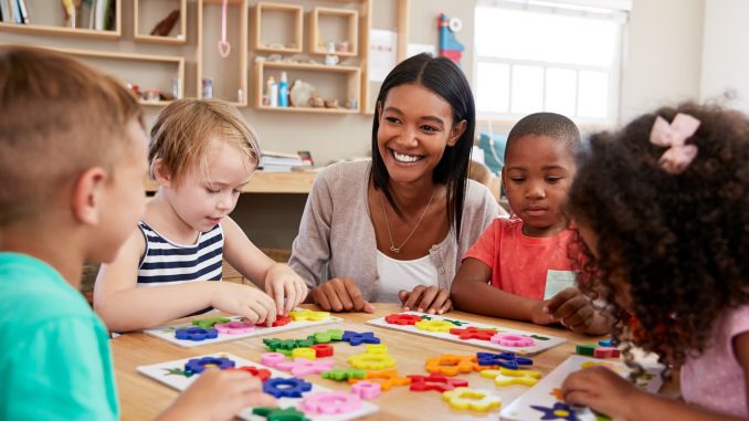 La petite enfance1 La petite enfance : un secteur dynamique