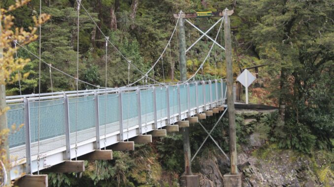 Métier de ponts suspendus